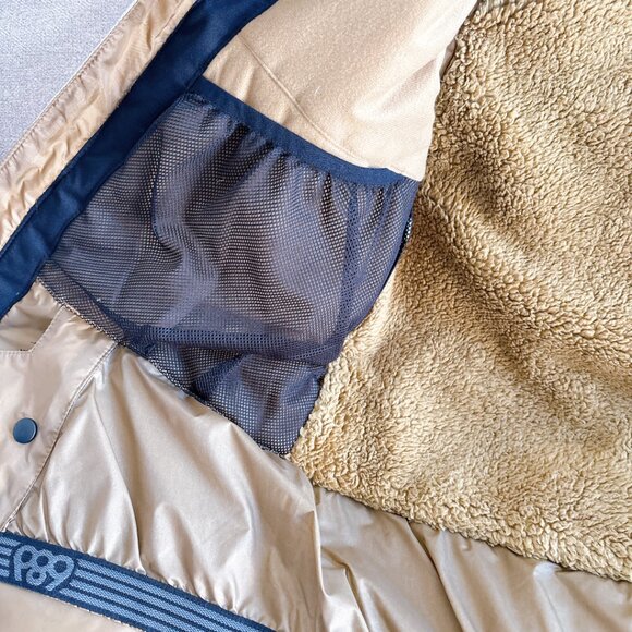 BRAND NEW 686 SNOW JACKET, SIZE S - Picture 5 of 14